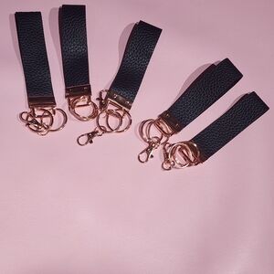 Elegant Black Leather Keychain Set